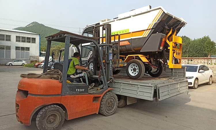 后掛式垃圾清運(yùn)車