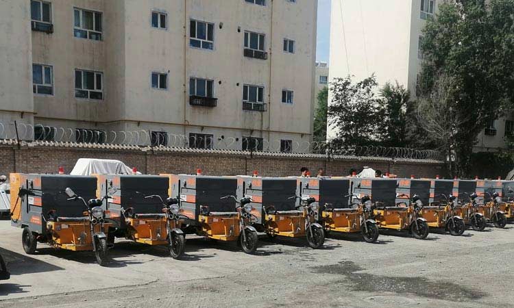 電動(dòng)小型高壓清洗車