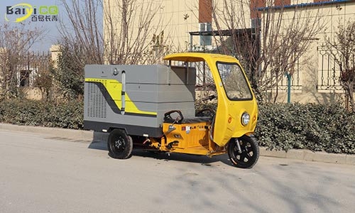 什么樣的三輪純電動(dòng)高壓清洗車適合小區(qū)物業(yè)使用