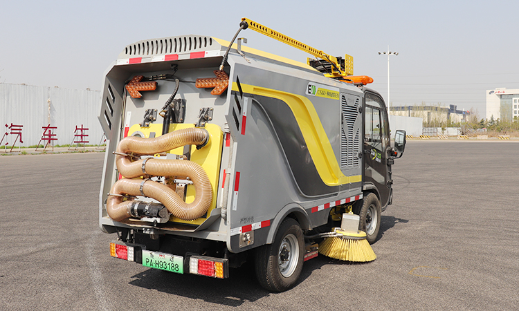 純電動(dòng)洗掃車(chē)