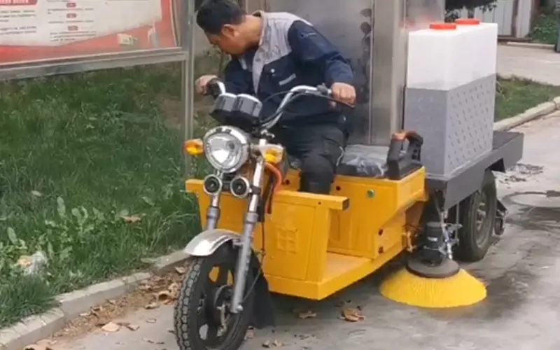 三輪樹(shù)葉收集車(chē)BY-T6