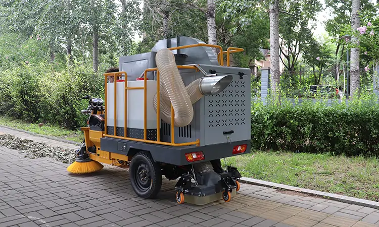 三輪樹(shù)葉收集車(chē)