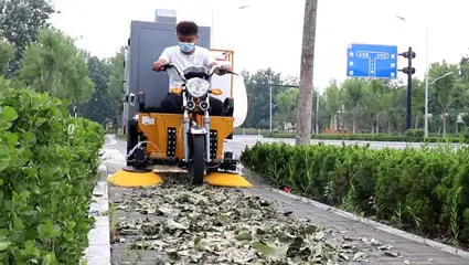 三輪樹(shù)葉收集車(chē)BY-T6動(dòng)力系統(tǒng)