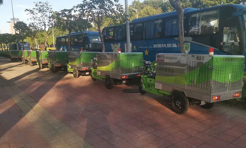 百易多功能小型高壓清洗車(chē)抵達(dá)深圳某環(huán)衛(wèi)公司-順利交接，讓世界更清潔！