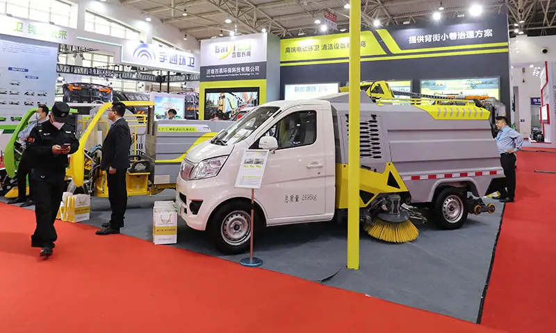 有公告，可上牌！新能源純電動(dòng)洗掃車(chē)大升級(jí)！洗掃吸一體結(jié)合，還帶手持高壓沖洗系統(tǒng)！