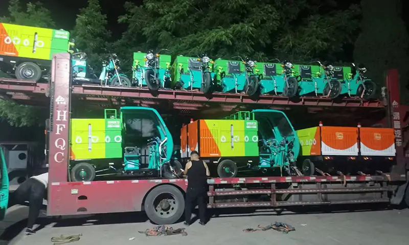 多功能高壓清洗車(chē)發(fā)貨深圳！助力深圳環(huán)衛(wèi)美好生活環(huán)境！