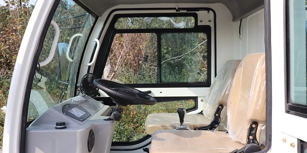 灑水車_園林灑水車_電動(dòng)三輪灑水車_微型灑水車_純電動(dòng)小型灑水車