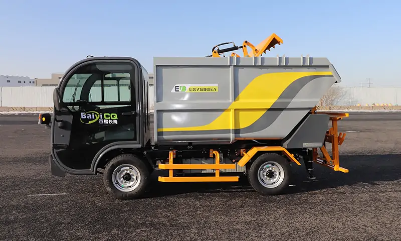 后裝式垃圾清運(yùn)車助力環(huán)衛(wèi)事業(yè)，促進(jìn)城市環(huán)境衛(wèi)生持續(xù)改善