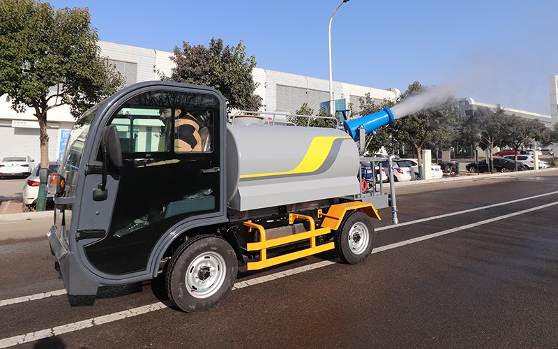 電動(dòng)四輪灑水車BY-X20