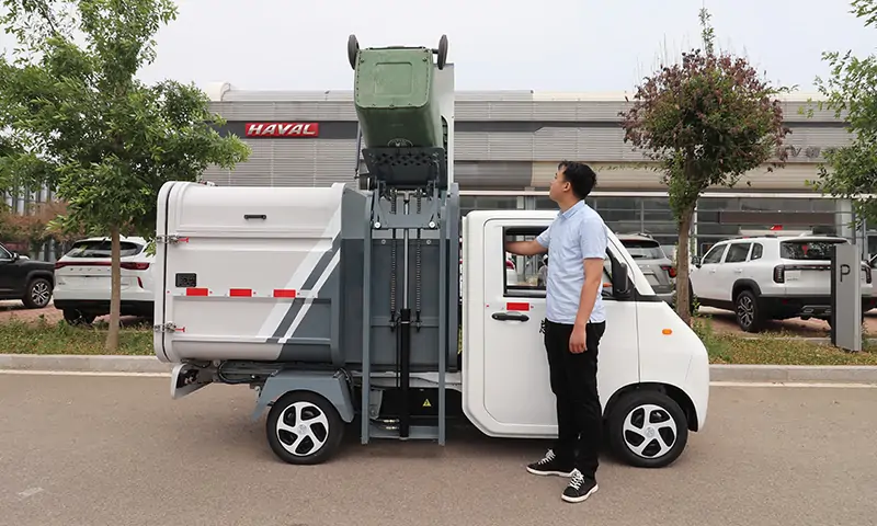 新能源垃圾清運(yùn)車(chē)：環(huán)保高效的城市清潔新選擇