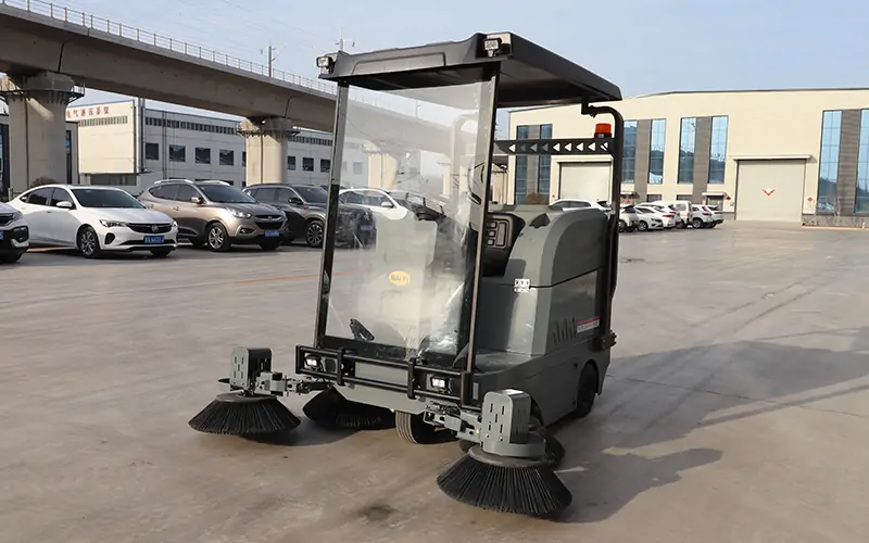 純電動(dòng)掃地車BY-S18