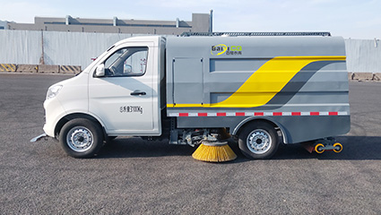 新能源洗掃車(chē)BY-CS3100車(chē)輛底盤(pán)