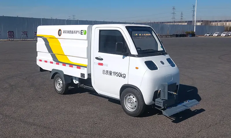 新能源四輪高壓清洗車(chē)：綠色環(huán)保的城市清潔新選擇