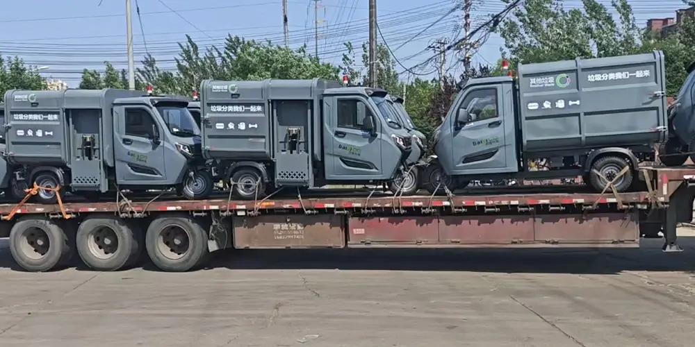 新能源側裝式垃圾清運車，側裝垃圾車，垃圾車，新能源垃圾車