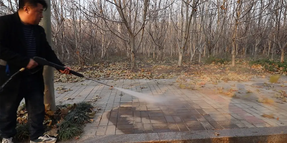 純電動(dòng)樹葉收集車_樹葉收集車_電動(dòng)樹葉收集車